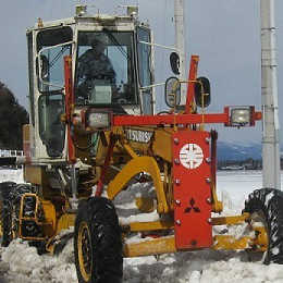 除雪をする建設機械